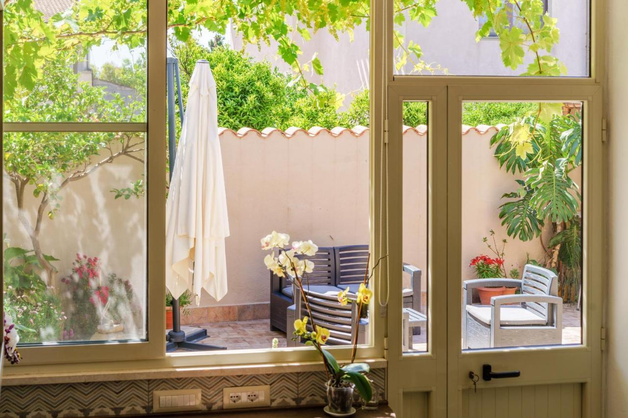 40° Parallelo Guest House Riola Sardo Exterior foto